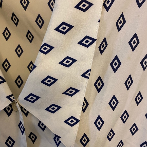 Blouse - Picture 2 of 5